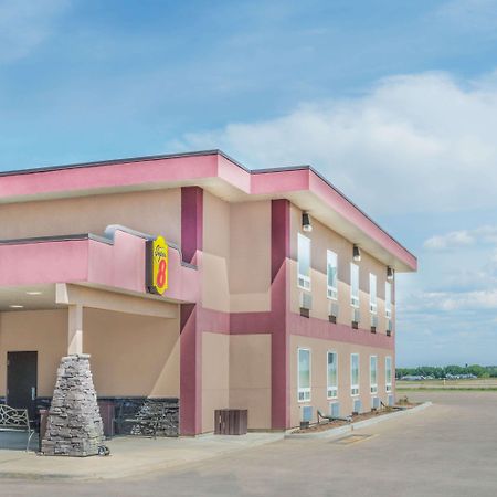 Super 8 By Wyndham Innisfail エクステリア 写真